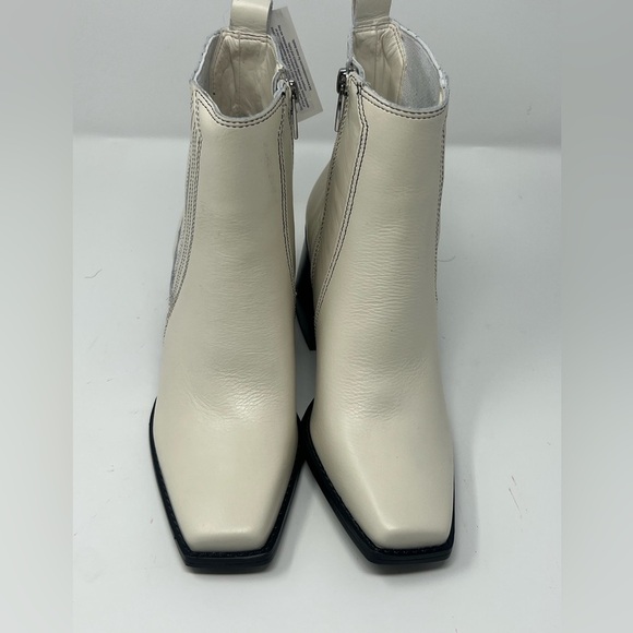White Vince Camino leather boots in size 6.5 - Picture 1 of 7